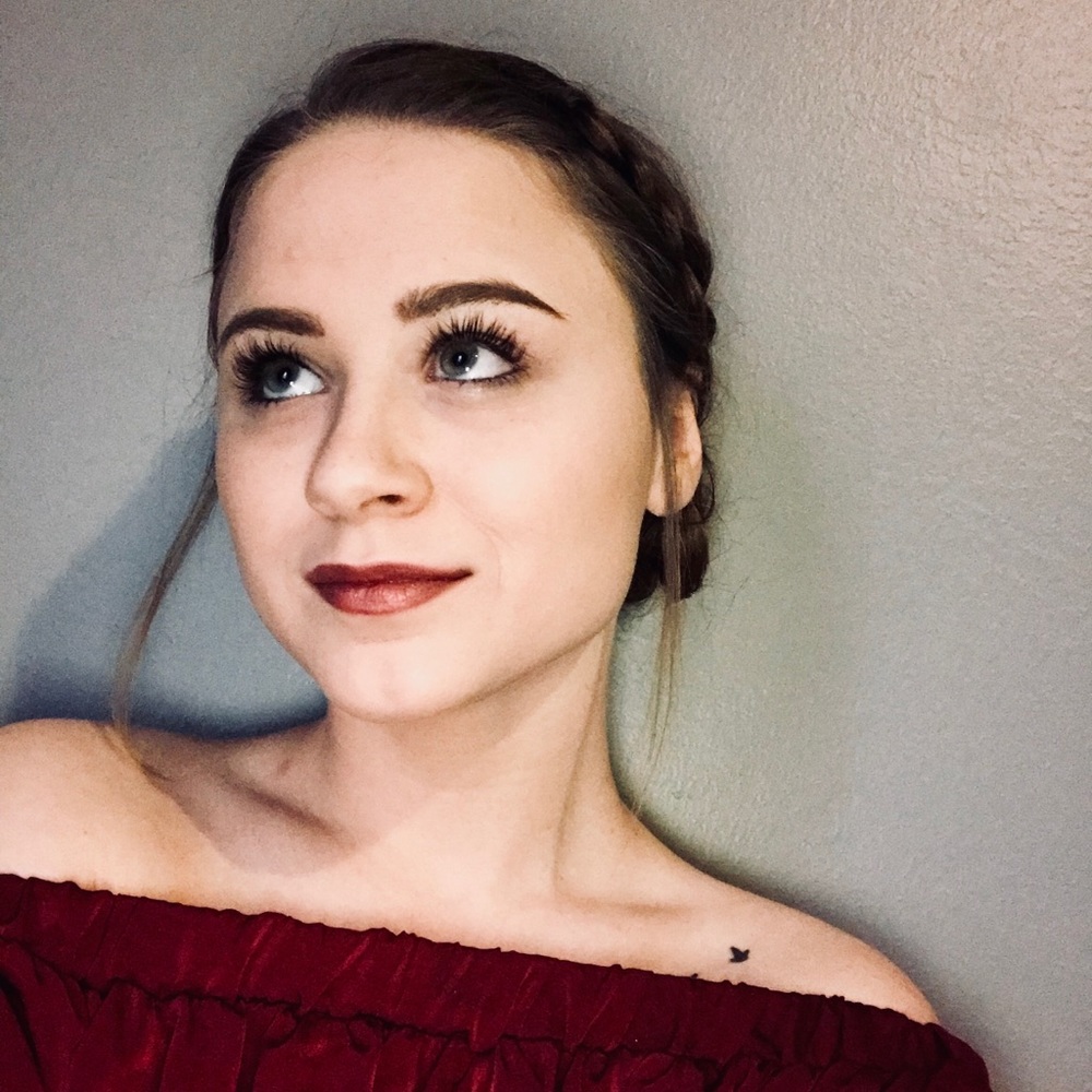 Meet your Posher, Kayla